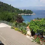 Apartament Lela Medveja