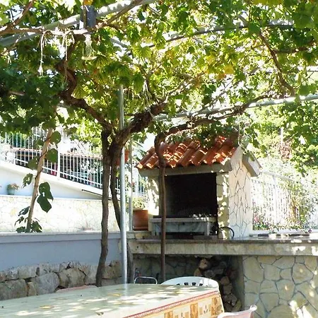 Lela Apartment