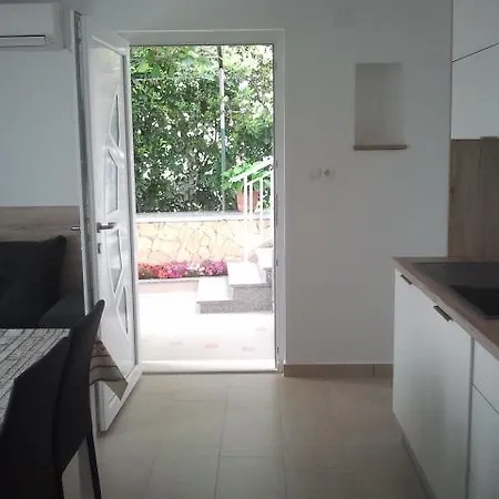 Villa Lela Apartament *