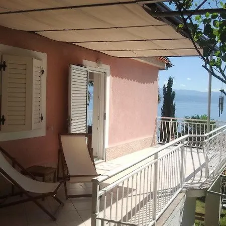 Apartament Villa Lela *