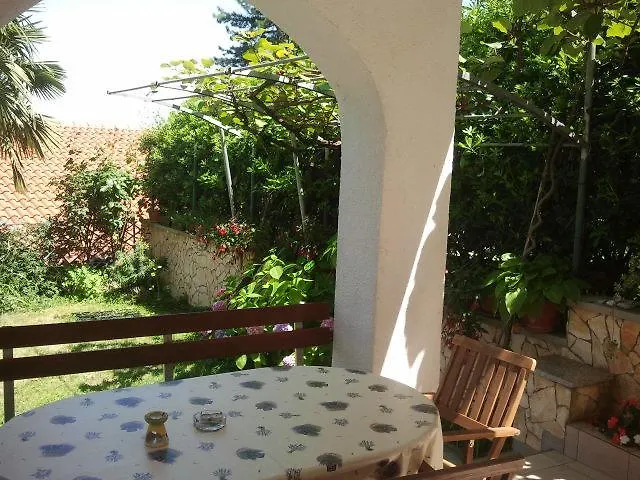 Villa Lela Apartment Medveja