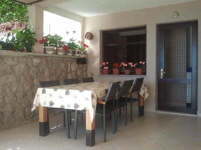 Apartment Villa Lela
